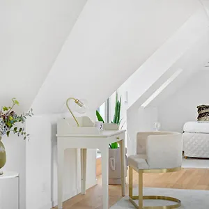 Apartment Sanders Regent - Adorable One-bedroom Near Square, Copenhagen