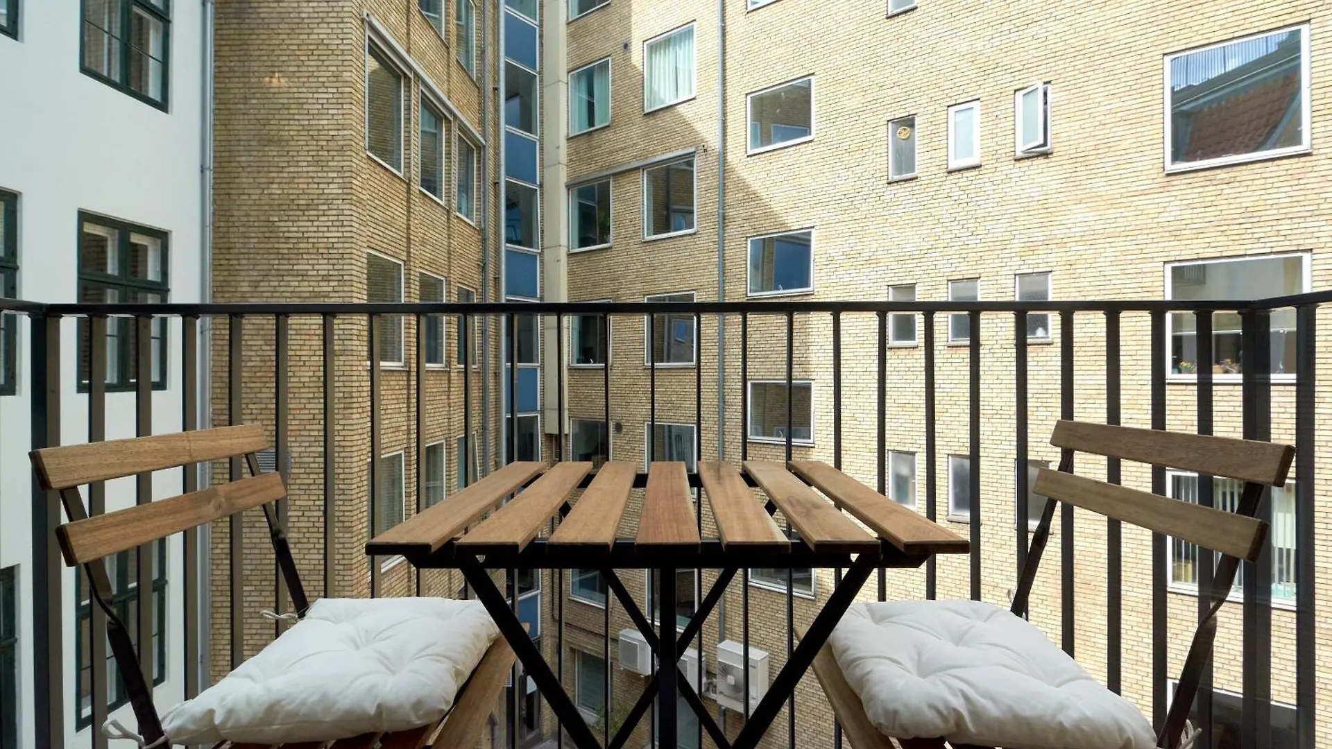 220Sqm Designer Apt - Copenhagen City Center - Private Balcony
